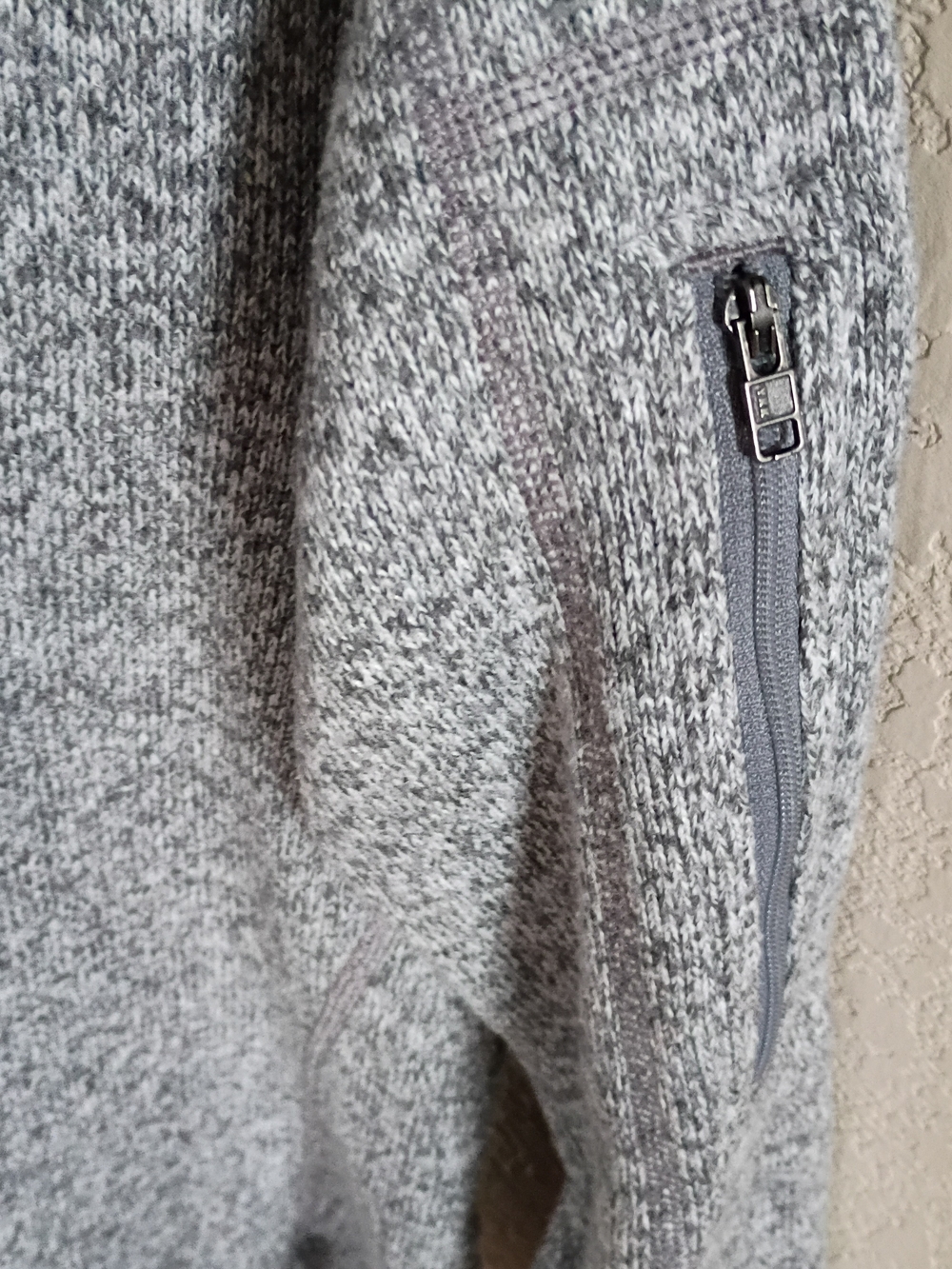 Patagonia Women's Gray Half-Zip Fleece Pullover - Picture 3 of 5